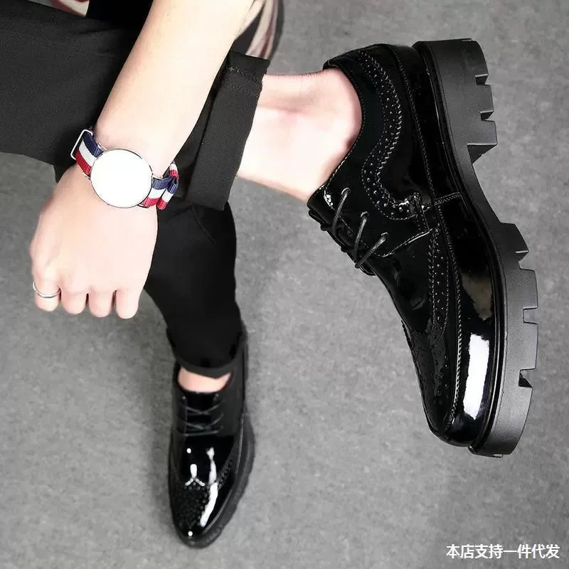 2024 new autumn and winter pointed-toed casual shoes Korean style trendy leather shoes plus velvet black youth bright leather shoes one drop