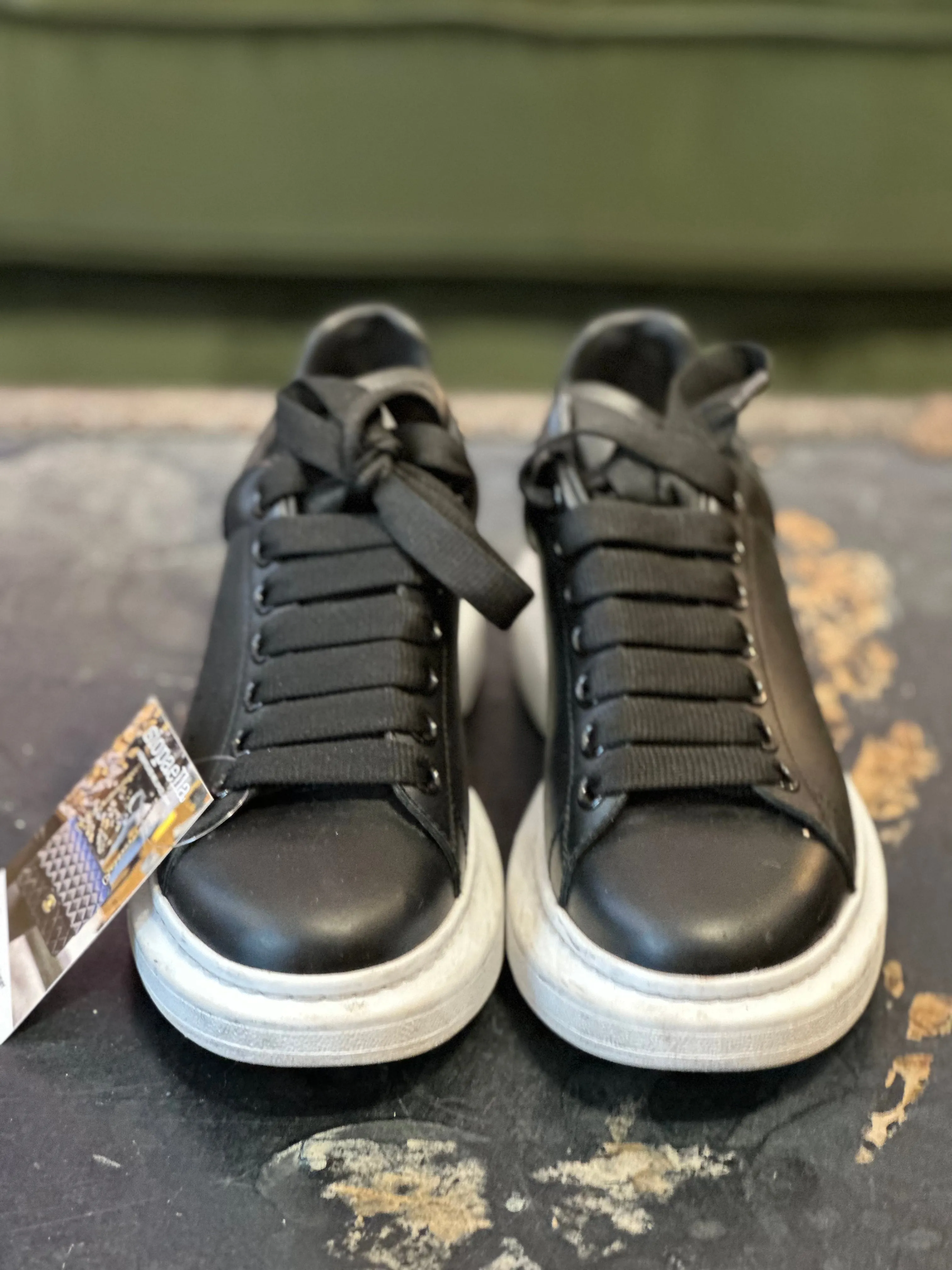 Alexander McQueen Black Leather Sneakers - UK 4