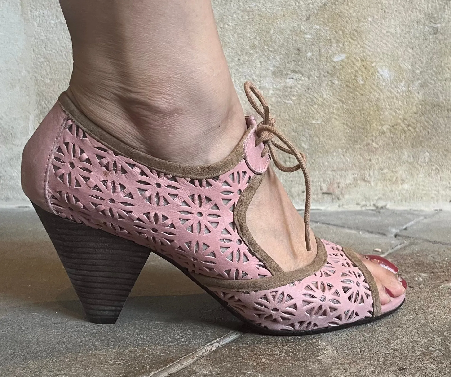 Gateau-dusty rose pink-Last pair 40 &41 !