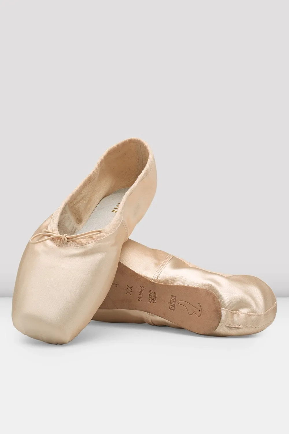 Hannah Pointe Shoes by Bloche S0109L