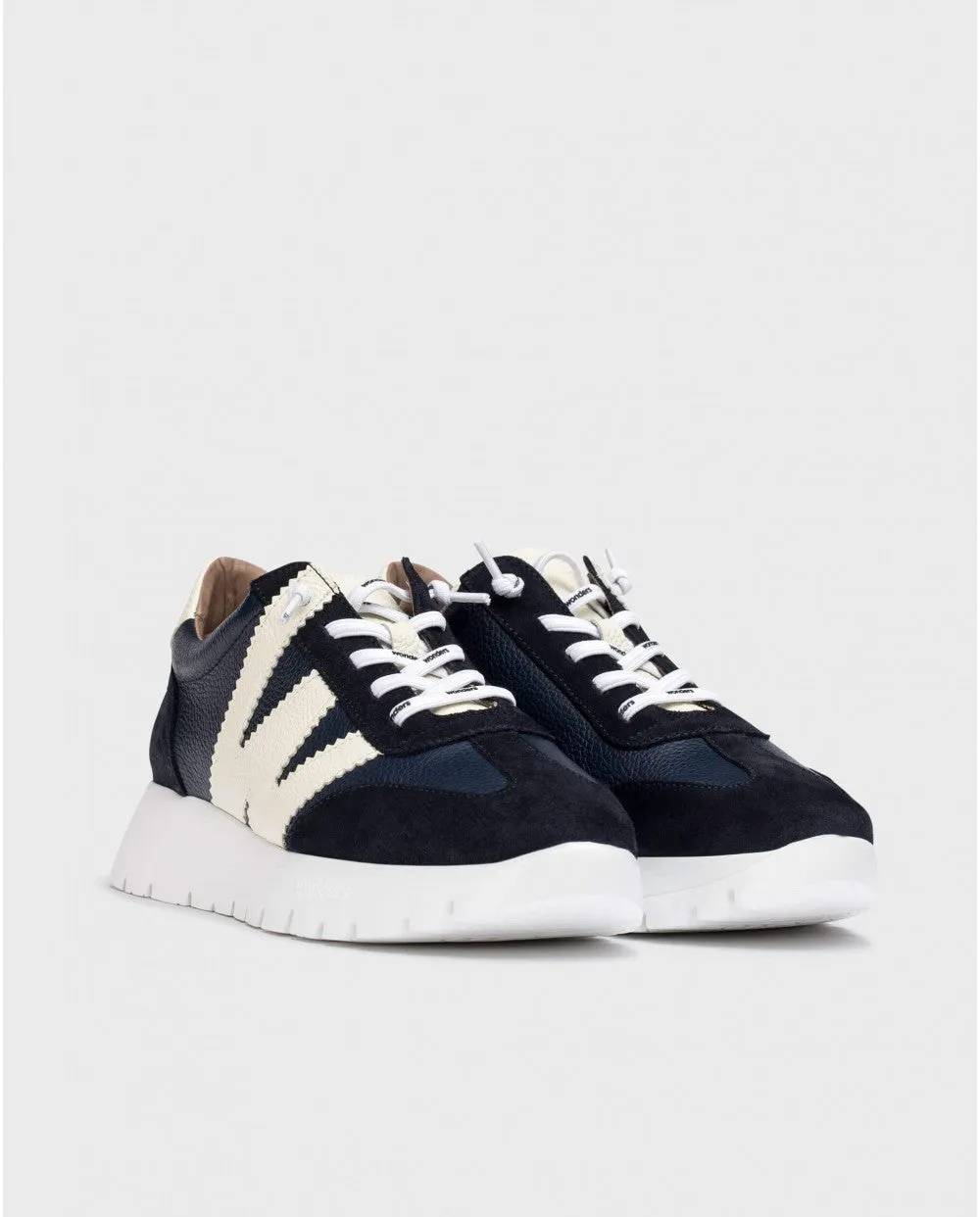 Wonders A-2473 Navy and White Trainer